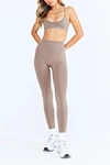 seamless sports bra